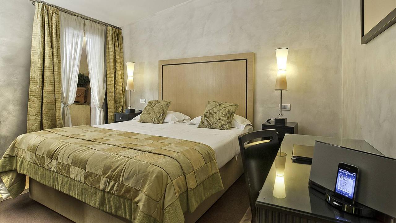 Hotel Intown Luxury House à Rome Extérieur photo